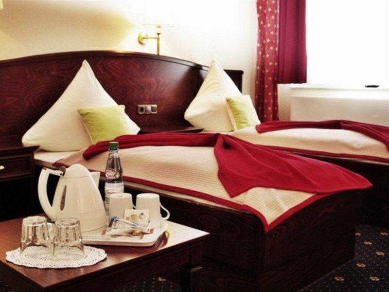 Mercure Hotel Kaiserhof City Center Frankfurt am Main Exterior photo