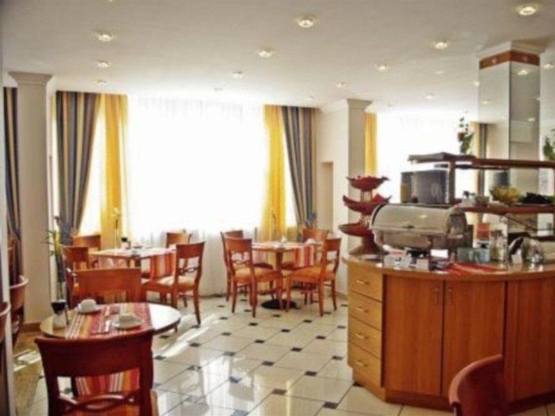 Mercure Hotel Kaiserhof City Center Frankfurt am Main Exterior photo