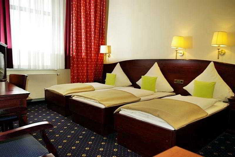 Mercure Hotel Kaiserhof City Center Frankfurt am Main Exterior photo